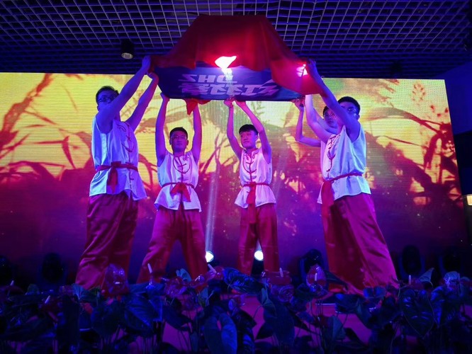 抬龙王.jpg 抬龙王.jpg